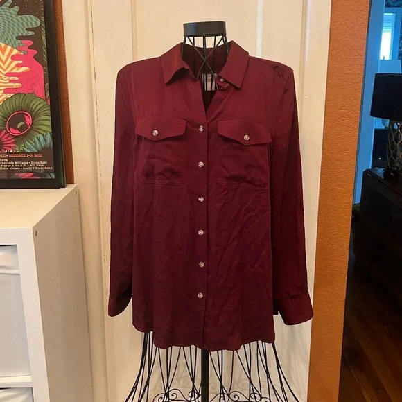 NWT Chicos Button Down Shirt-Sz 1 - Picture 1 of 5